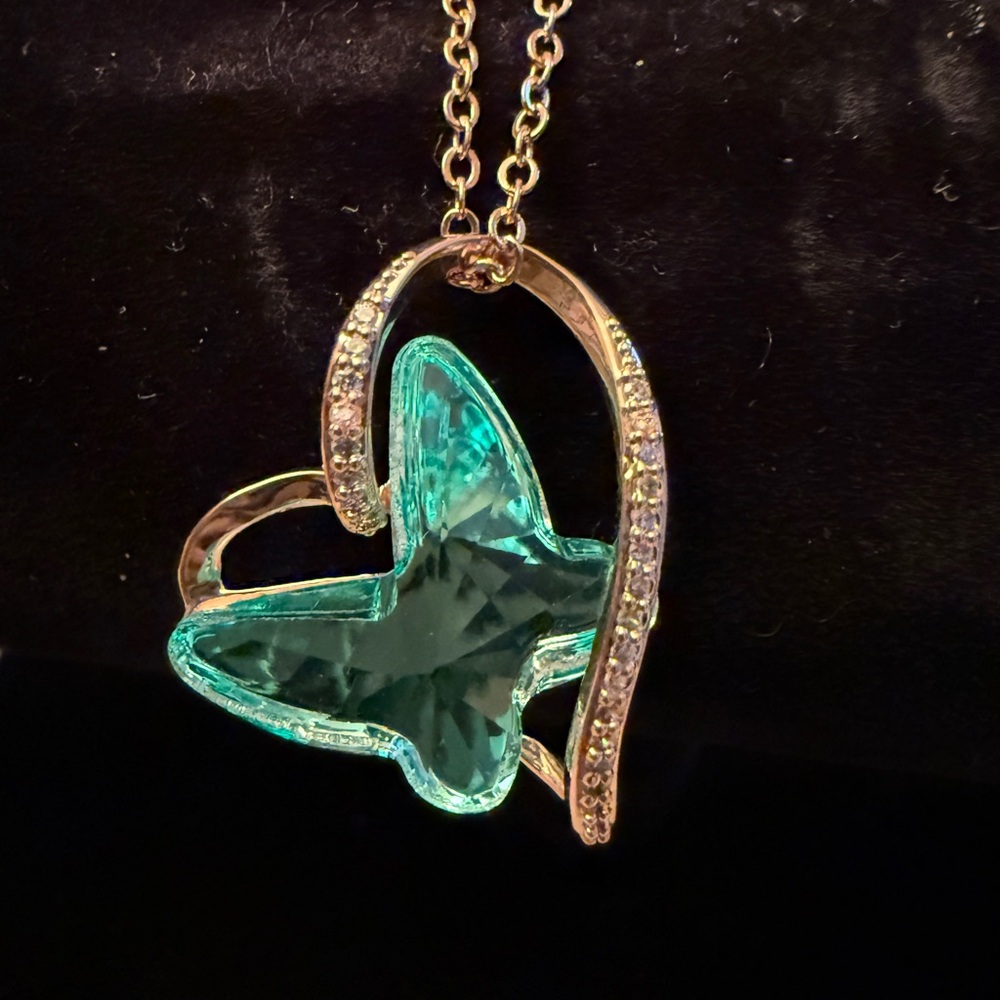 NWT Butterfly Pendant Necklace